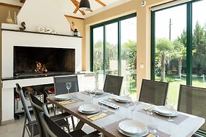 Luxury Villa With Heated Pool, Terrace, and Outdoor Amenities for Rela