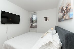 Luxury Villa With Heated Pool, Terrace, and Outdoor Amenities for Rela