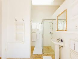 Country-view Villa With Pool