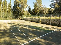 Country-view Villa With Pool