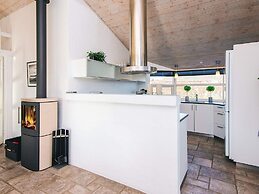 4 Star Holiday Home in Ronde