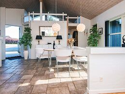 4 Star Holiday Home in Ronde