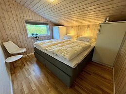 4 Star Holiday Home in Ronde
