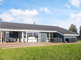 4 Star Holiday Home in Ronde