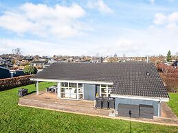4 Star Holiday Home in Ronde