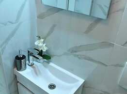 Charming Sinj Town Studio Apartments