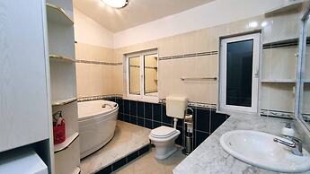 Kastel Stafilic Comfortable Apartments