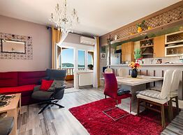 Luxury Seget Donji Apartments With Terrace and Sea View
