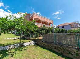 Luxury Seget Donji Apartments With Terrace and Sea View