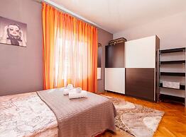 Luxury Seget Donji Apartments With Terrace and Sea View