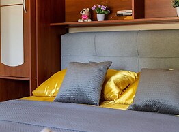 Luxury Seget Donji Apartments With Terrace and Sea View