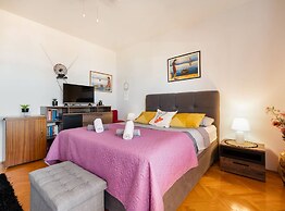 Luxury Seget Donji Apartments With Terrace and Sea View