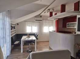 Luxury Seget Donji Apartments With Terrace and Sea View