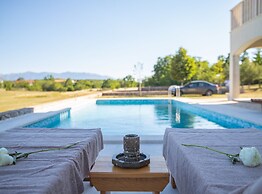 Idyllic Getaway Lovrec Villa With Pool
