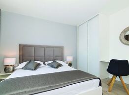 Modern Kastel Villa With Private Pool, Gym, and Large Outdoor Space