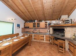 Relaxing Holiday Home With Pool, Fitness Area, and Entertainment Facil