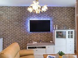 Relaxing Holiday Home With Pool, Fitness Area, and Entertainment Facil