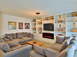 Charming Villa With Outdoor Pool, Bbq, and Sun Deck in Tranquil Kaštel