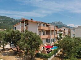 Charming Villa With Outdoor Pool, Bbq, and Sun Deck in Tranquil Kaštel