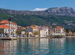 Charming Villa With Outdoor Pool, Bbq, and Sun Deck in Tranquil Kaštel