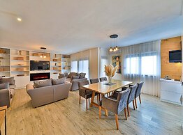 Charming Villa With Outdoor Pool, Bbq, and Sun Deck in Tranquil Kaštel