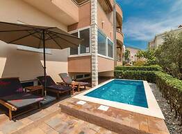 Charming Villa With Outdoor Pool, Bbq, and Sun Deck in Tranquil Kaštel