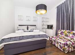 Charming Villa With Outdoor Pool, Bbq, and Sun Deck in Tranquil Kaštel