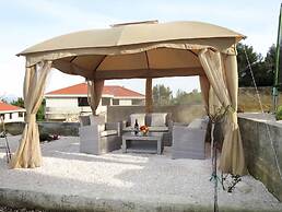 Sea-view Apartments With Pool, Terrace, and Outdoor Lounge in Scenic Č