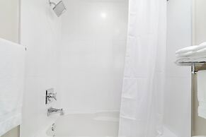 Stylish Urban Retreat  2BR Condo