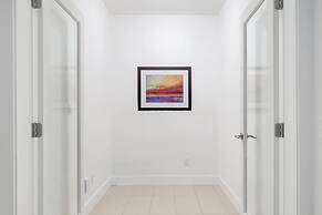 Stylish Urban Retreat  2BR Condo