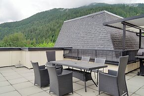 Stylish Urban Retreat  2BR Condo