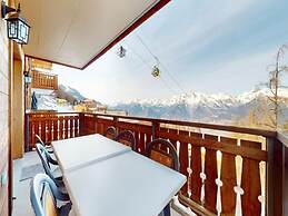 Apartment With Sauna Access