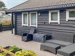8 Person Holiday Home in Lyngdal