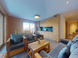 Les Mayens MB 001 - Luxury Apartment 8 Pers