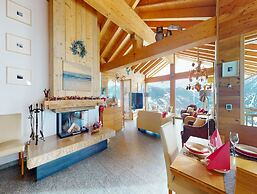 Etoiles des Neiges Luxe & Jacuzzi Chalet