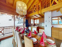 Etoiles des Neiges Luxe & Jacuzzi Chalet