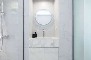 Stylish Modern Suite at Piraeus Port