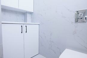 Stylish Modern Suite at Piraeus Port