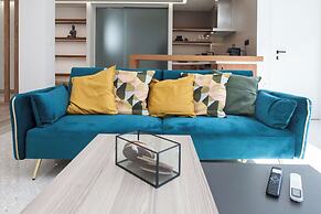 Stylish Modern Suite at Piraeus Port