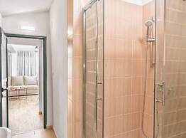 Hidden Gem Holiday Home With Pool in Kastel Stafilic