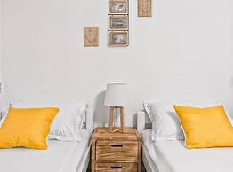 Hidden Gem Holiday Home With Pool in Kastel Stafilic