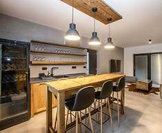 Holiday Villa in Beautiful Location