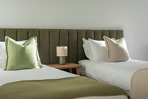 Sea Dunes Luxury Apartments