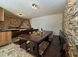 Elegant Stone House With Jacuzzi, Terrace, and Private Yard in Solta