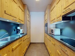 Apartment With Comfortable Arrangements