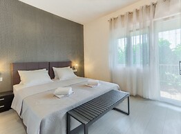 Majestic Kastel Stari Apartment With Terrace