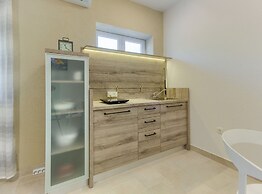 Majestic Kastel Stari Apartment With Terrace