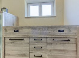 Majestic Kastel Stari Apartment With Terrace