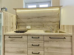 Majestic Kastel Stari Apartment With Terrace