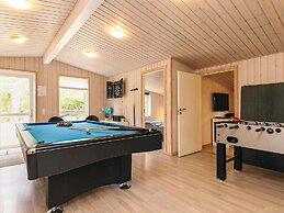 4 Star Holiday Home in Vaeggerlose